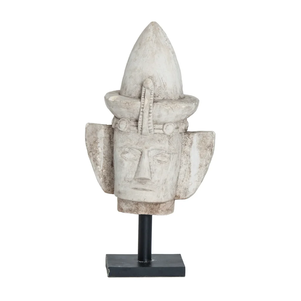 BUSTO MARCUS
