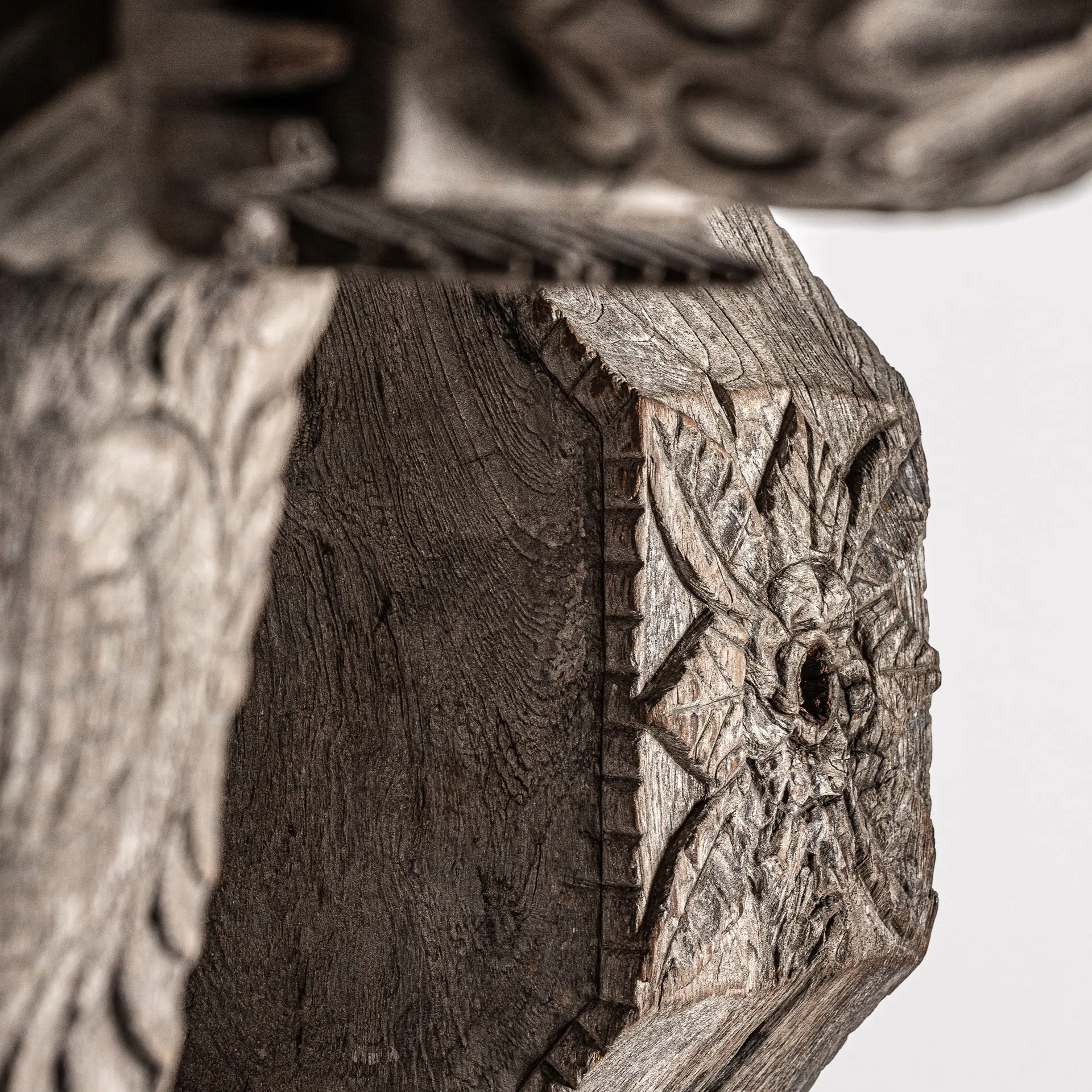 ESCULTURA HUT J 2 - Imagen 3