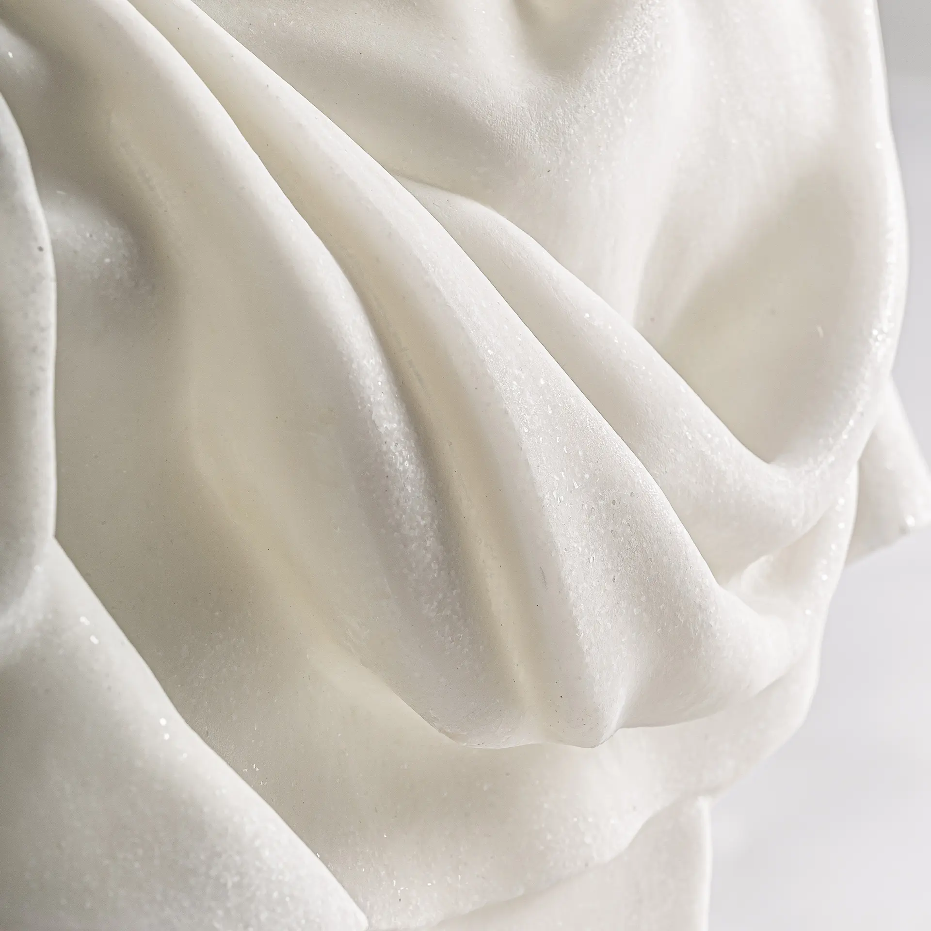 BUSTO MADGE - Imagen 2