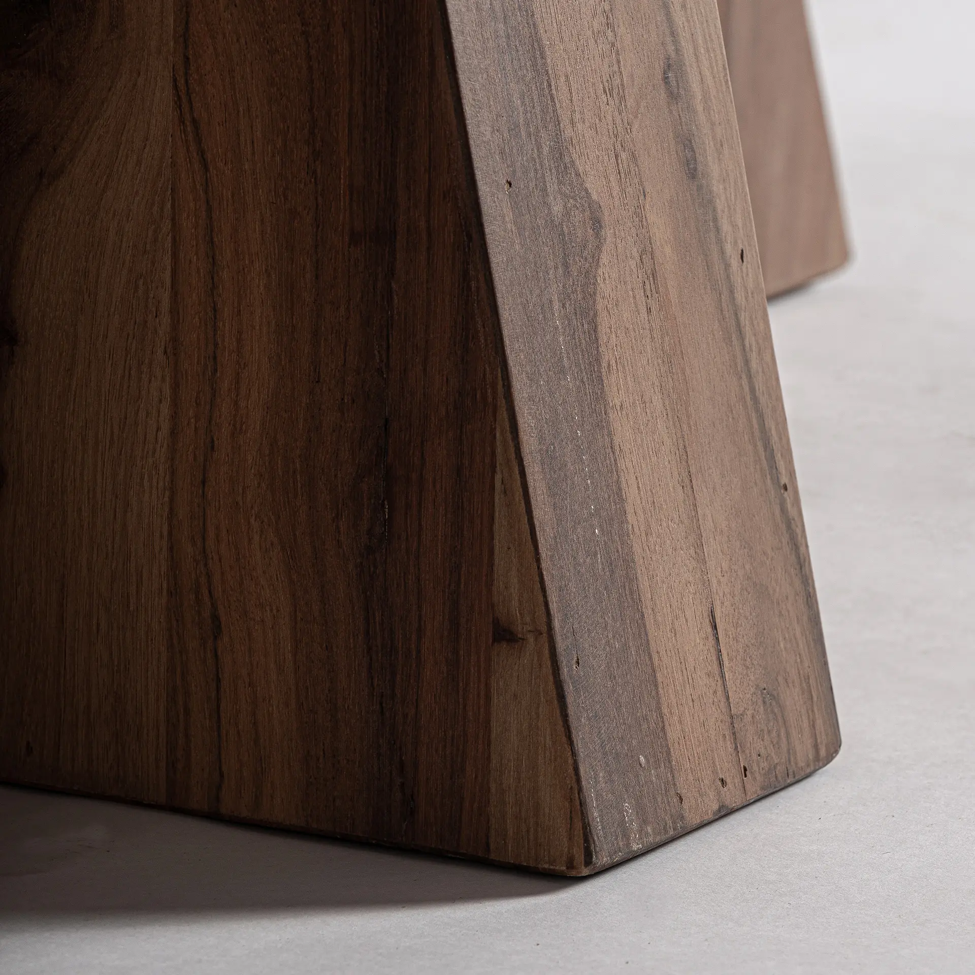 MESA COMEDOR BRUTALIST - Imagen 3