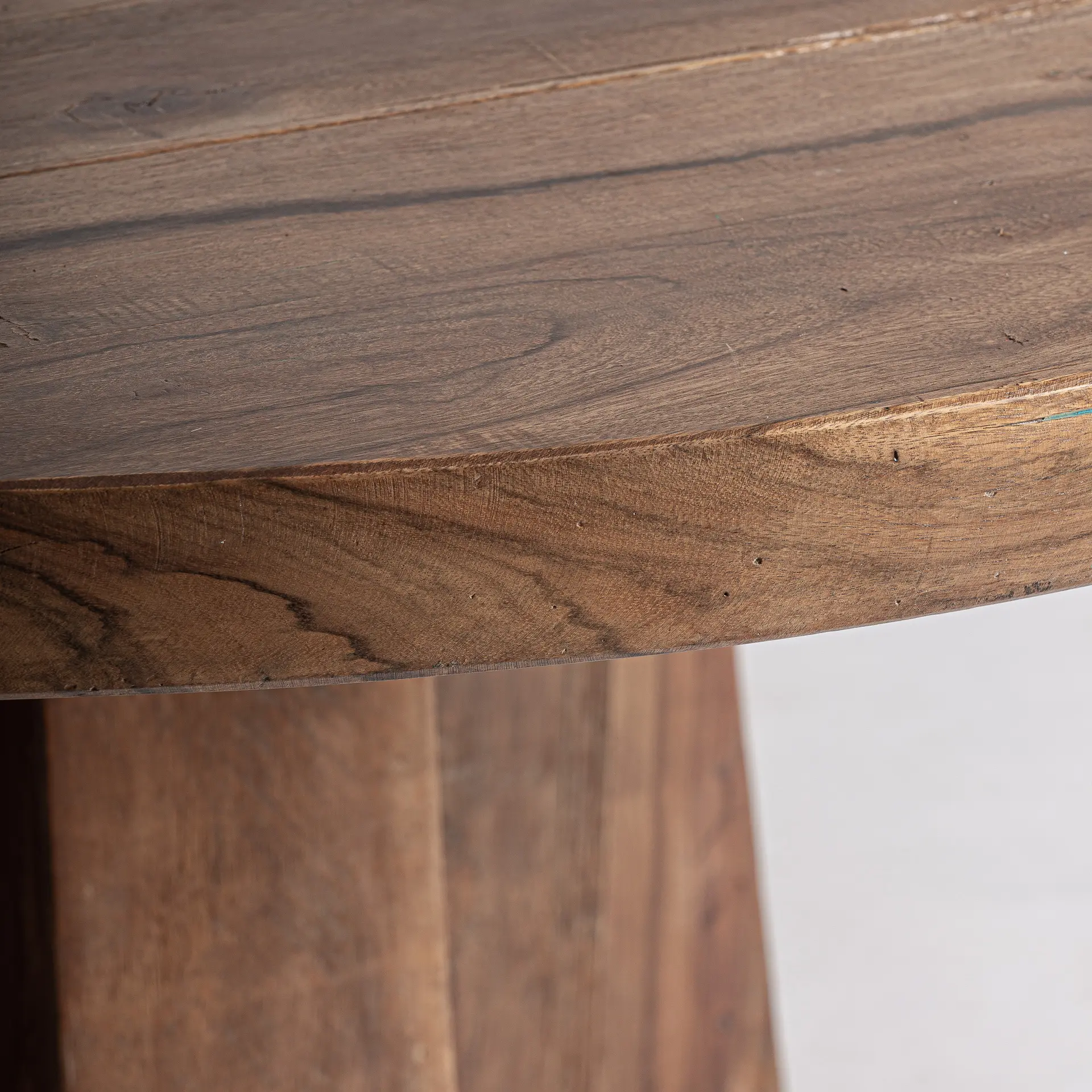 MESA COMEDOR BRUTALIST - Imagen 3